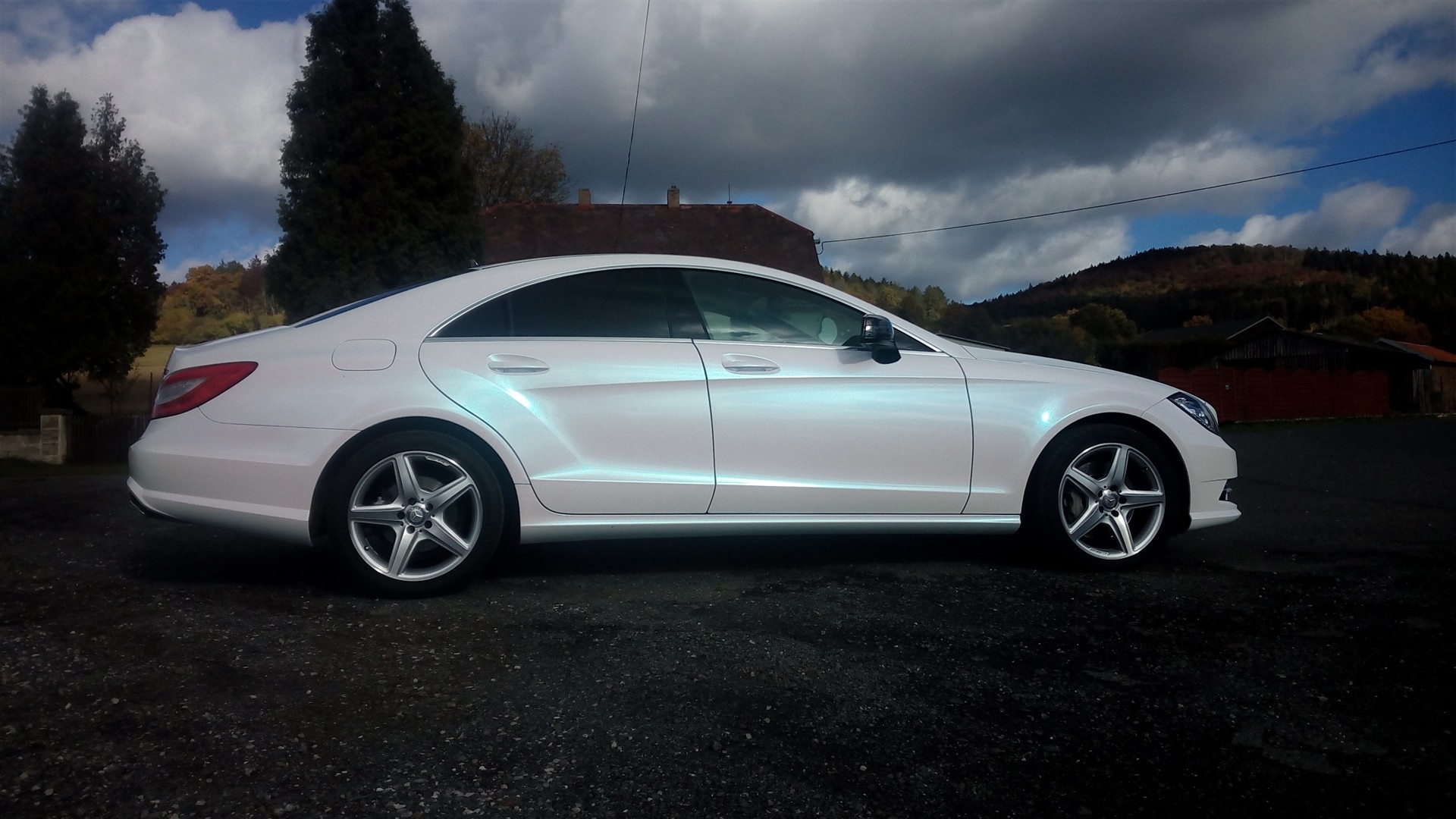 K75476 Pacific Blue White Starlight Gloss Cast